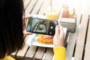 Günstig Instagram Story Impressionen kaufen bei LikesAndMore