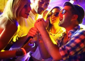 Buy Facebook Friends and increase your reach|LikesAndMore